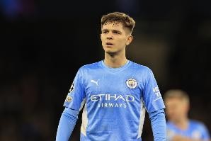 记者：麦卡蒂对加盟勒沃库森持开放态度，他从1月起密切关注药厂