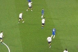 星空体育app下载-【英超】芒特破僵局 皮克福德9扑 切尔西1比1埃弗顿