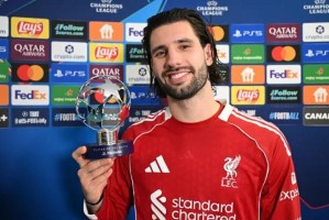 星空体育网站-杰拉德：索博有能力达到世界级水平，要保持谦逊继续努力踢球