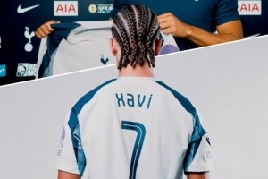 西蒙斯谈拜仁的兴趣：我永远感激埃贝尔，加盟热刺有利于我的发展