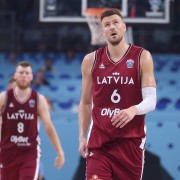 捷克vs拉脱维亚前瞻：捷克已出局，克雷伊奇能否爆发为荣誉而战？